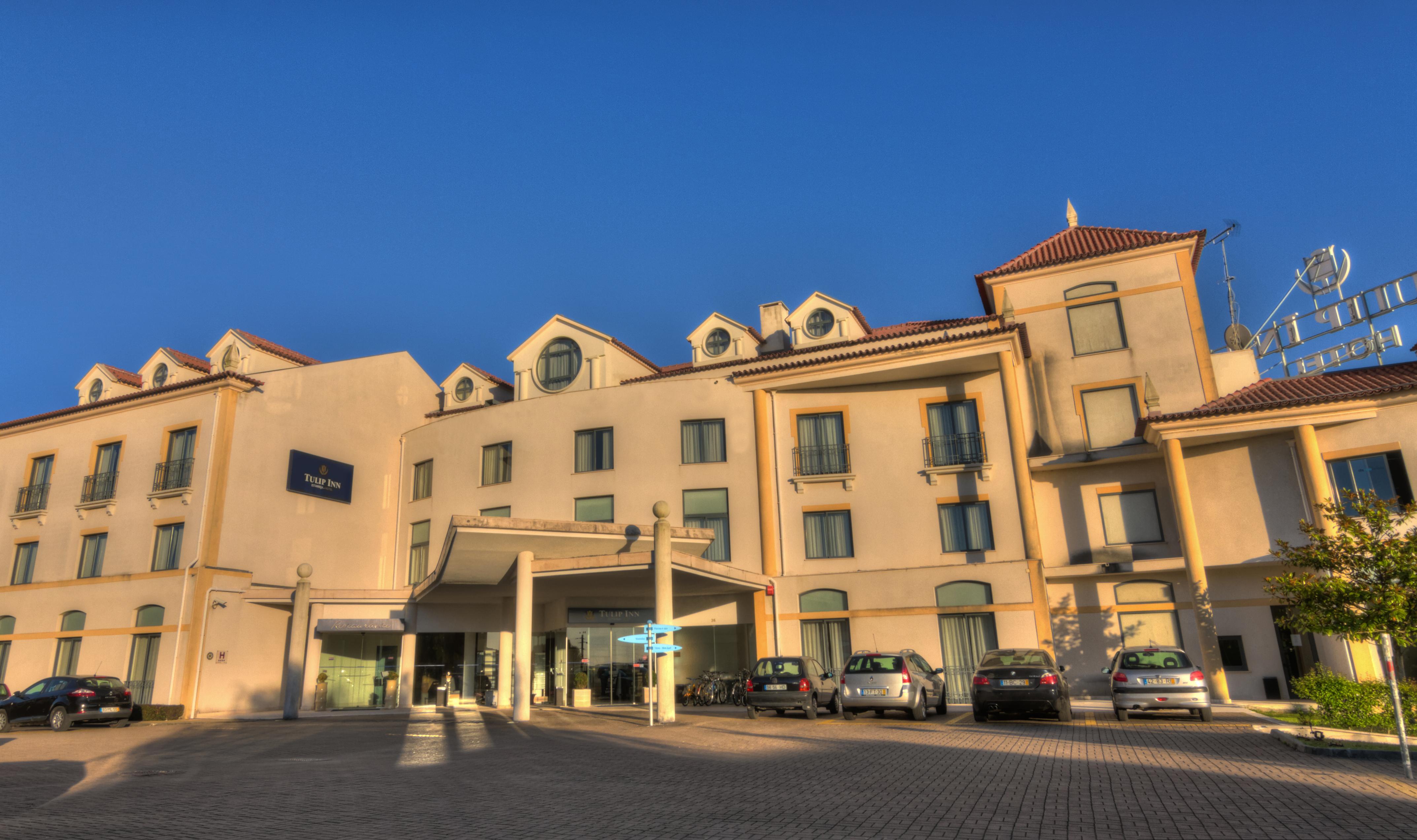 Lam Hotel Estarreja Extérieur photo