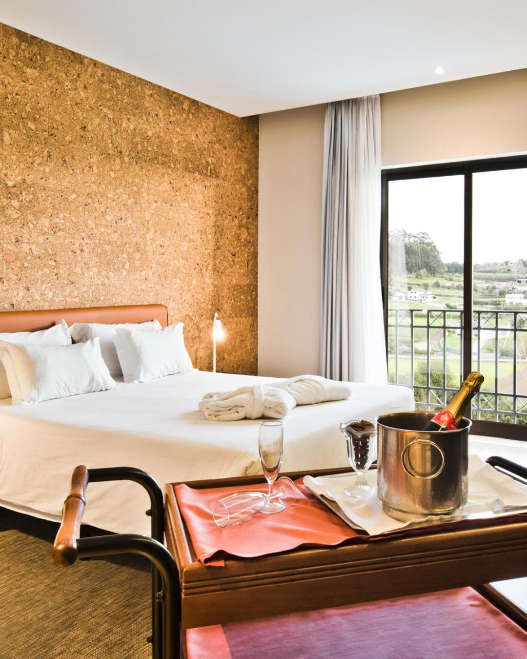 Lam Hotel Estarreja Extérieur photo