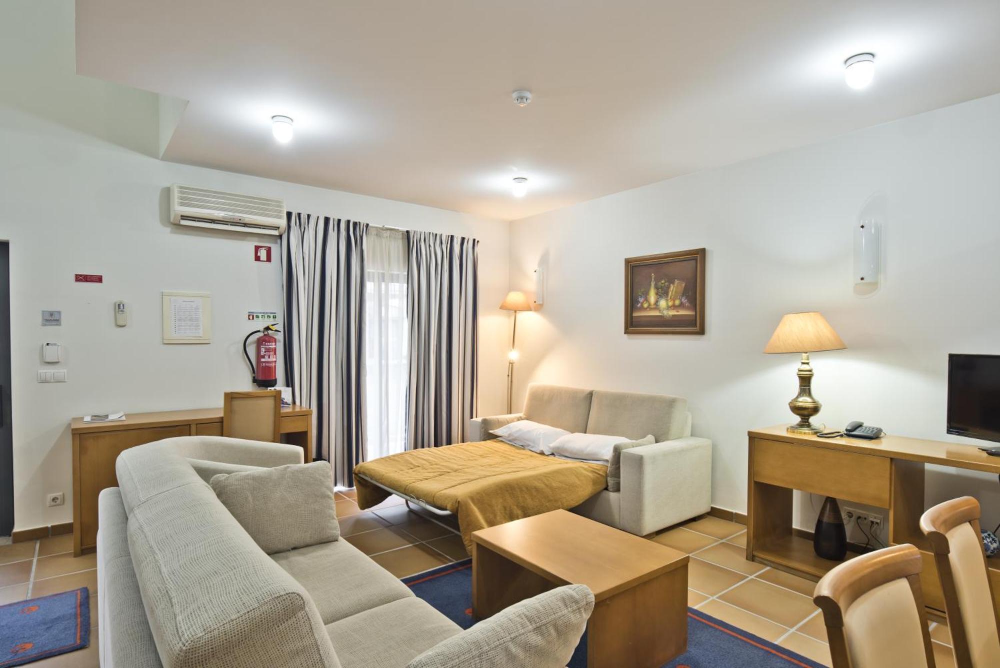 Lam Hotel Estarreja Extérieur photo